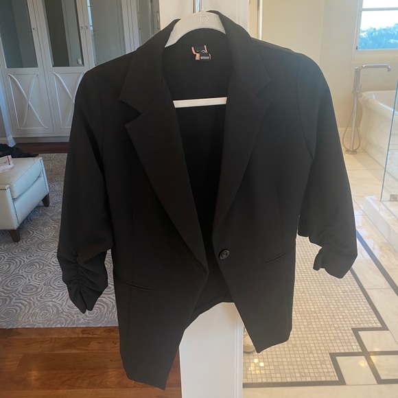 Windsor Jackets & Blazers - Black Blazer!